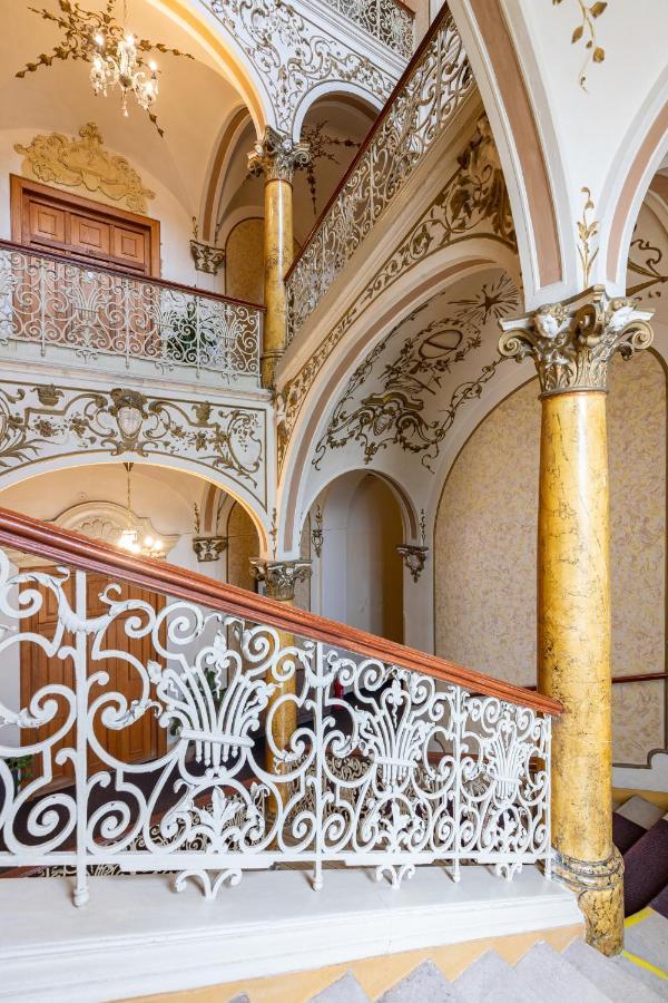 Hotel Slovan Plzen Ngoại thất bức ảnh